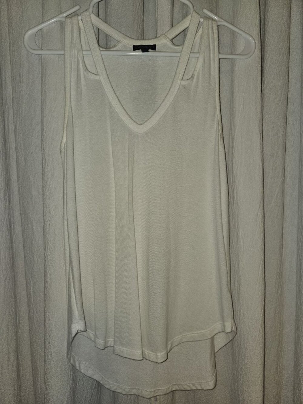Express White Strappy V-Neck Swing Tank Top Size S